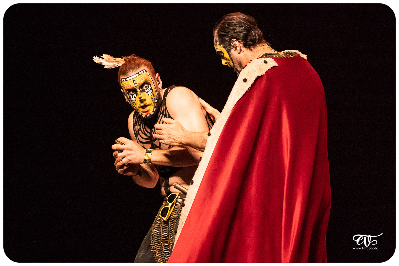 THE PRIMITALS (YLLANA & PRIMITAL BROTHERS)